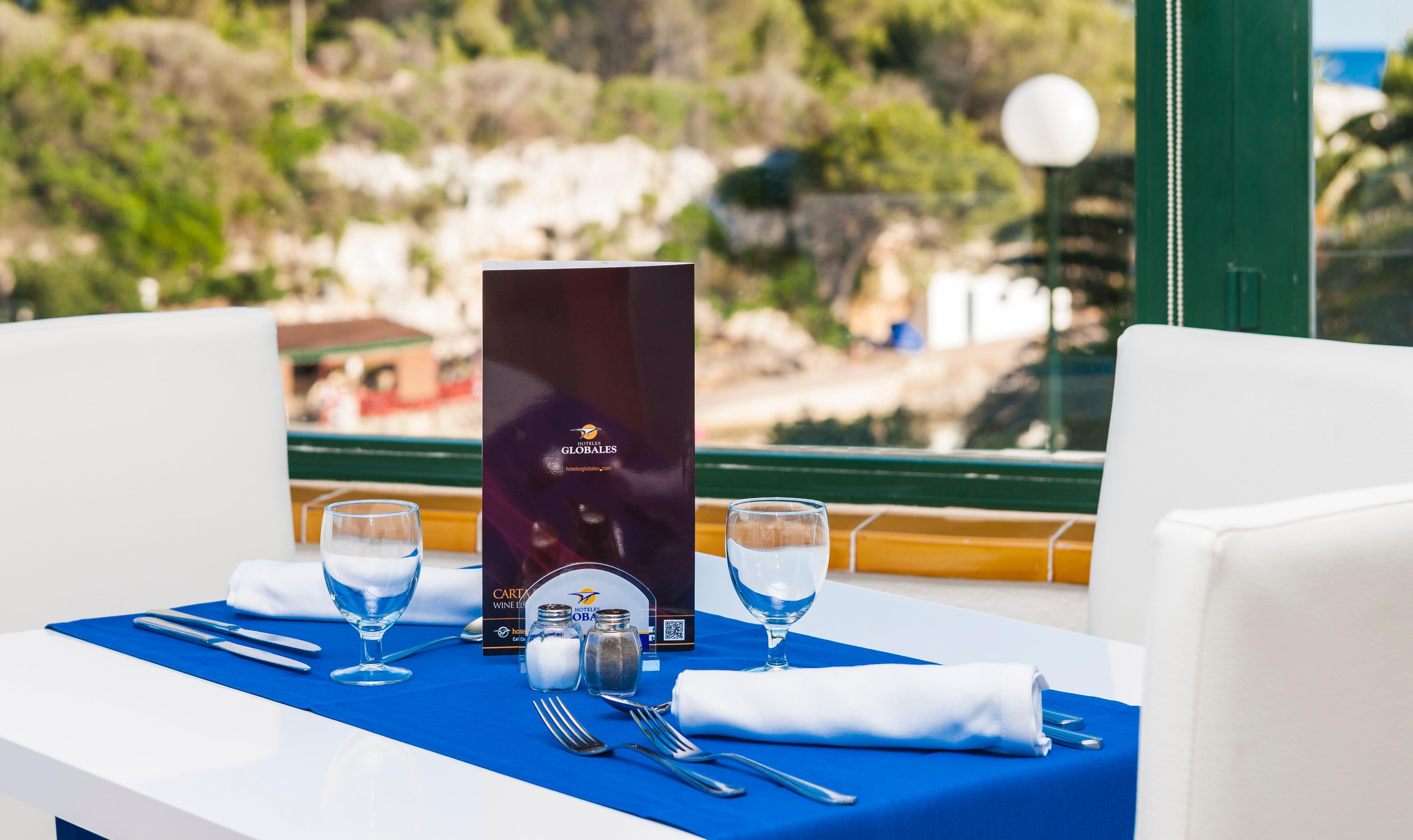 Отель Globales Cala'N Blanes Кала-эн-Бланес Экстерьер фото