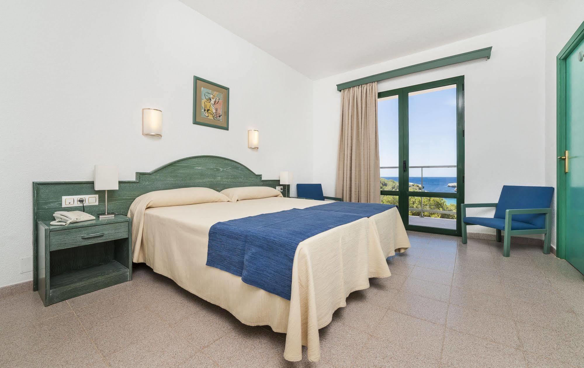 Отель Globales Cala'N Blanes Кала-эн-Бланес Экстерьер фото